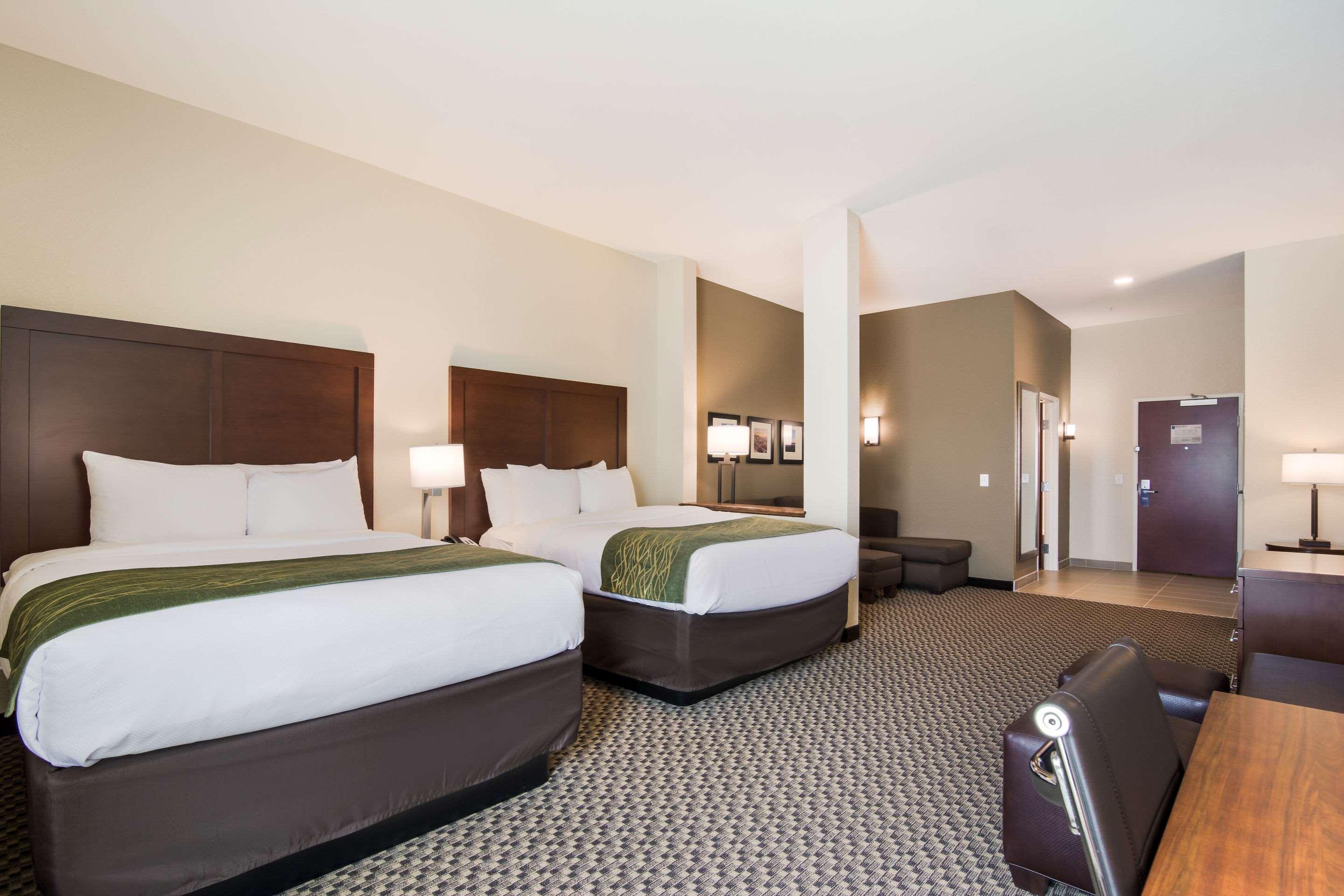 Comfort Inn & Suites Рок-Хилл Экстерьер фото