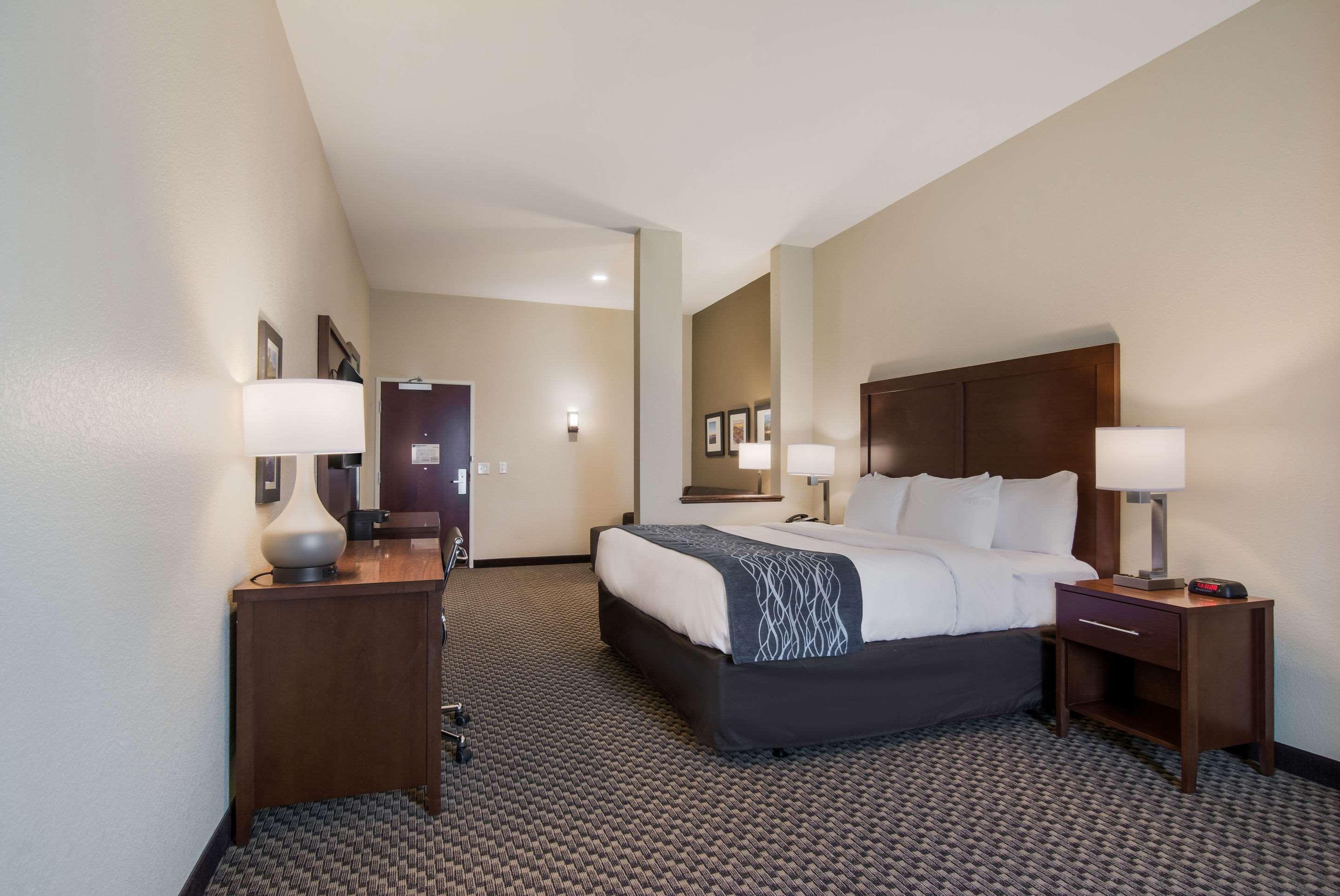 Comfort Inn & Suites Рок-Хилл Экстерьер фото