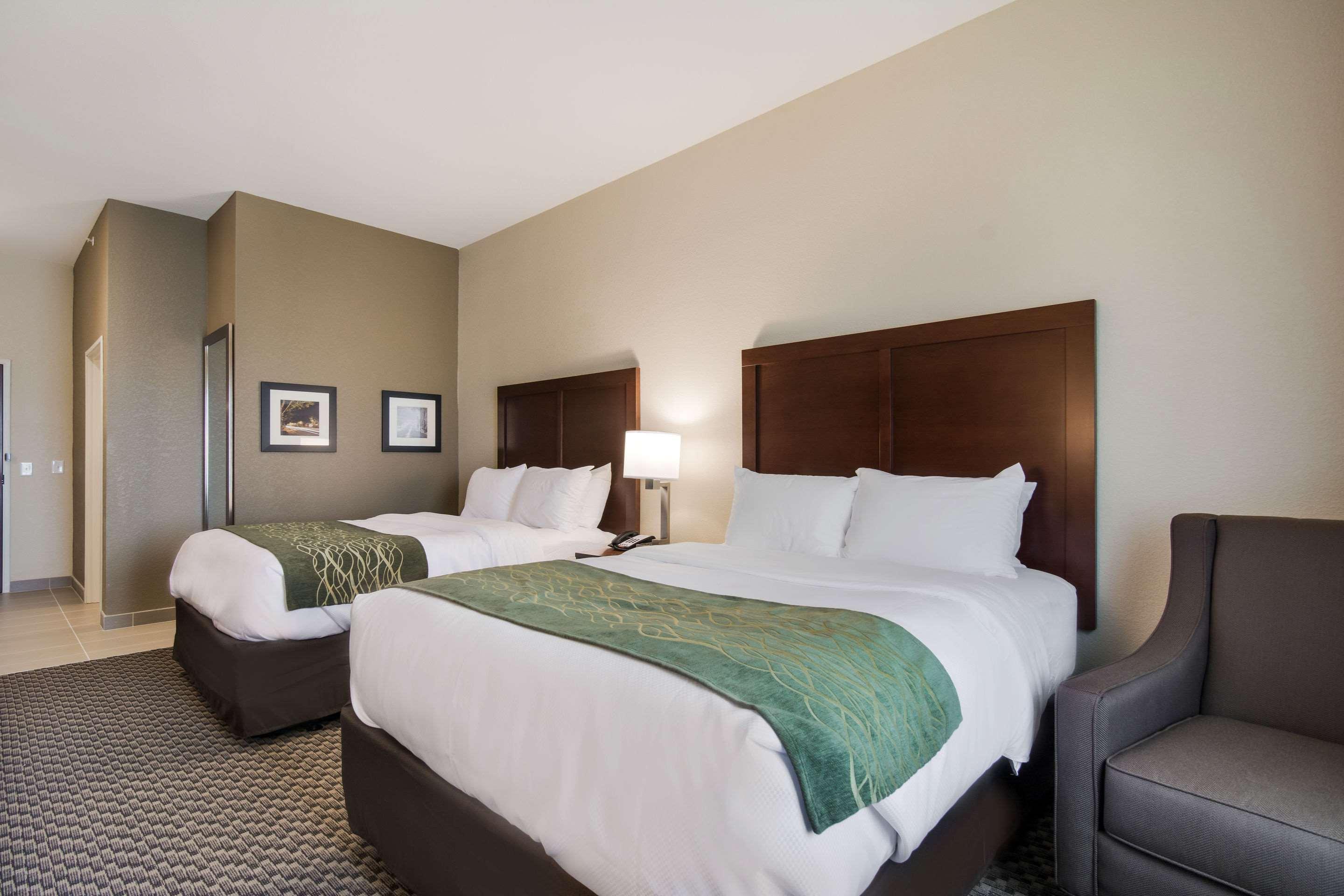 Comfort Inn & Suites Рок-Хилл Экстерьер фото